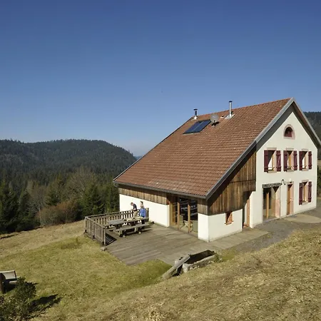 Деревянный коттедж Maison Forestiere De Schmalick *